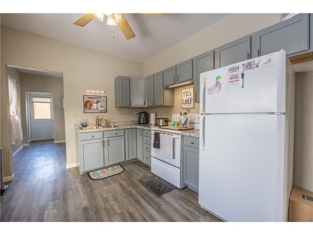221 Miner Avenue E #1 & 2 Ladysmith WI 54848 1599031 image6