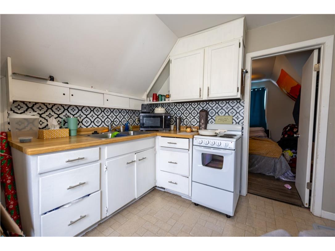 221 Miner Avenue E Ladysmith WI 54848 1599044 image17