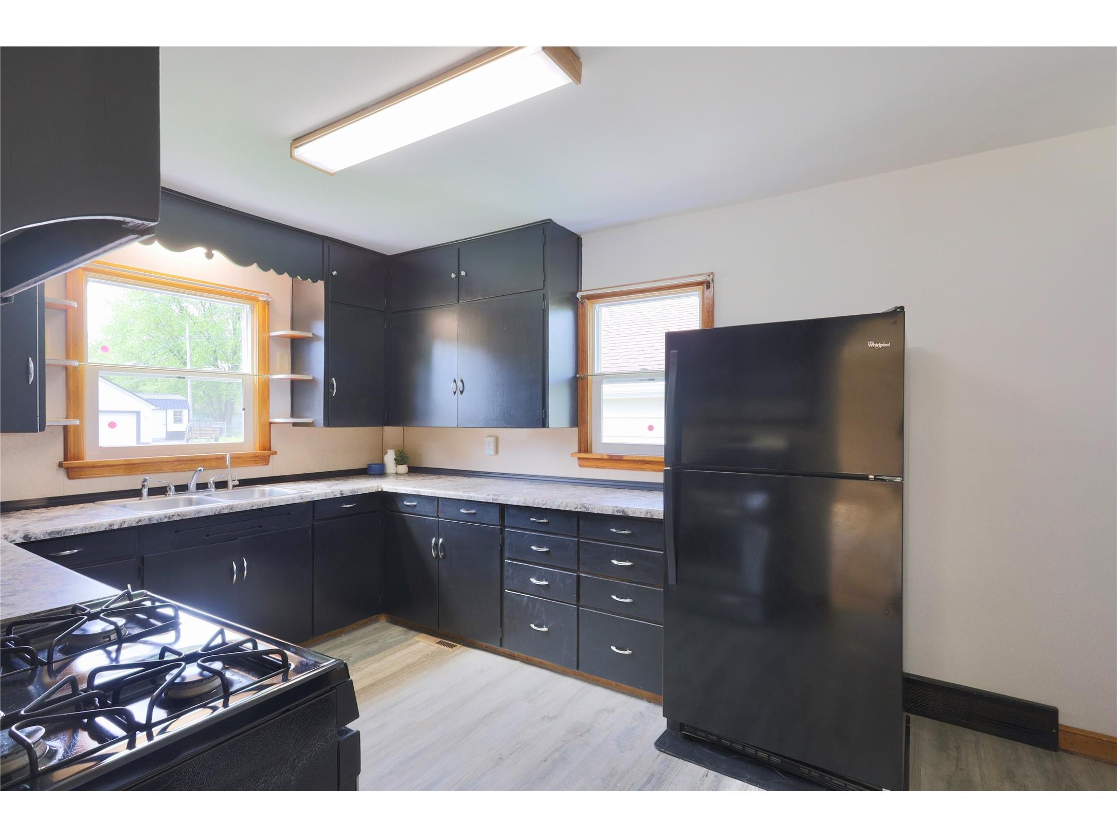 221 S Division Street Loyal WI 54446 1601338 image13