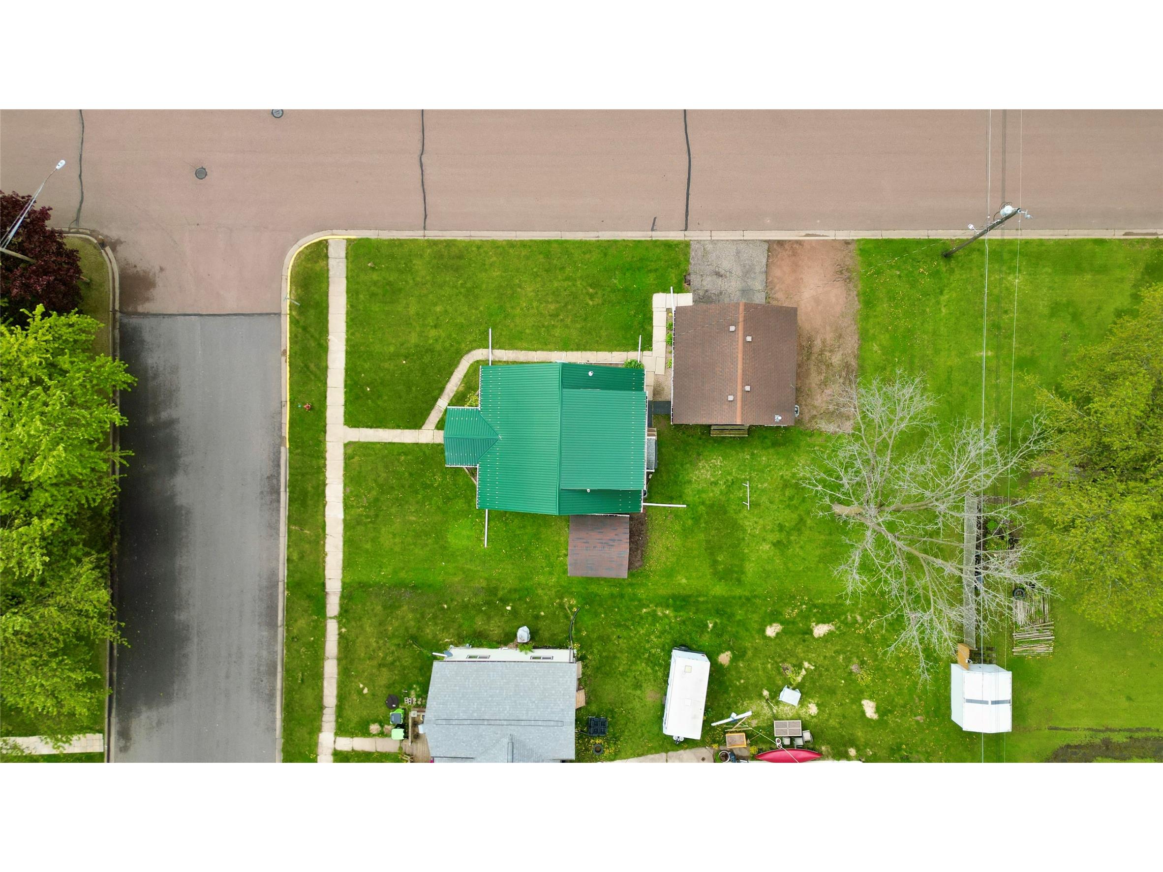221 S Division Street Loyal WI 54446 1601338 image39