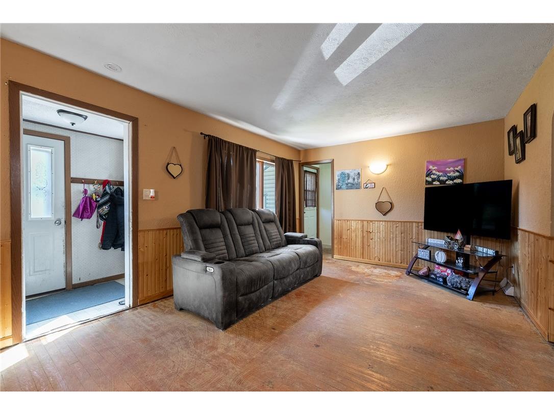 221 Sprague Avenue N Prairie Farm WI 54762 1595919 image3