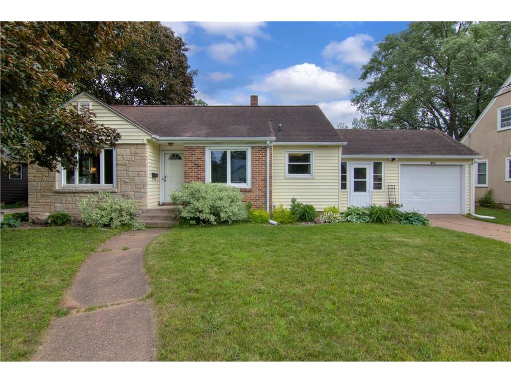 221 W Lexington Boulevard Eau Claire WI 54701 1582692 image1