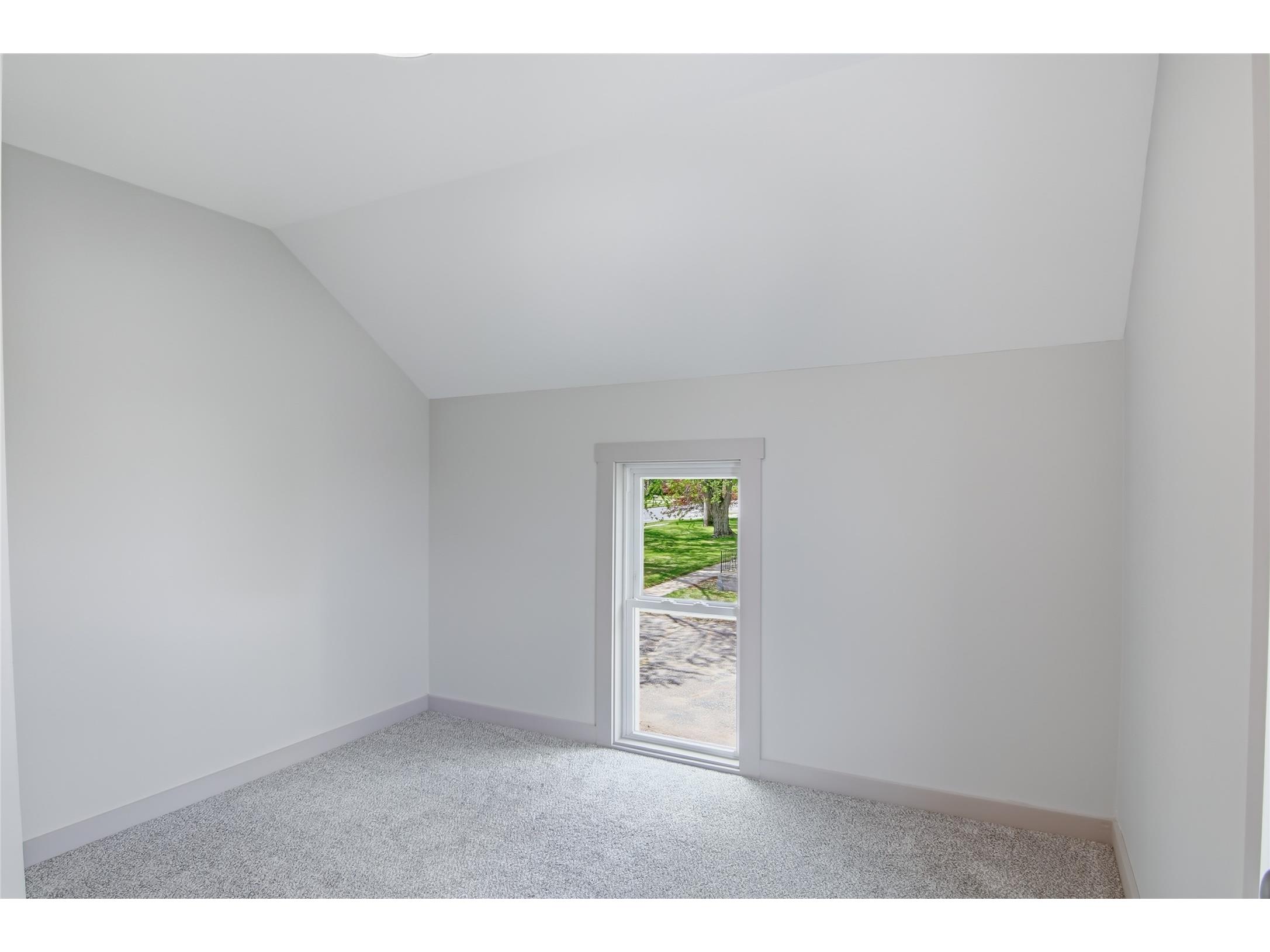2210 Vine Street Eau Claire WI 54703 1600958 image16