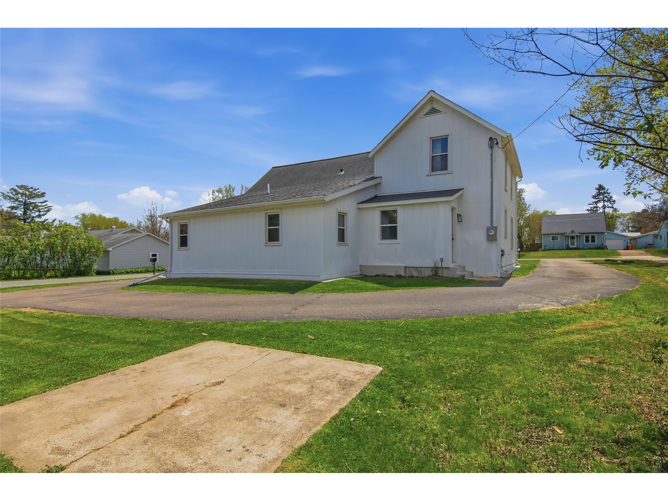2210 Vine Street Eau Claire WI 54703 1600958 image30