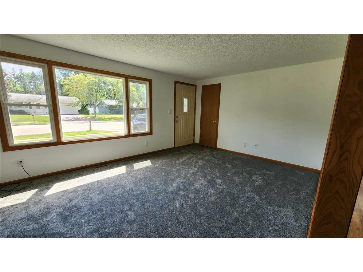 2212 Bartlett Avenue Altoona WI 54720 1598420 image4