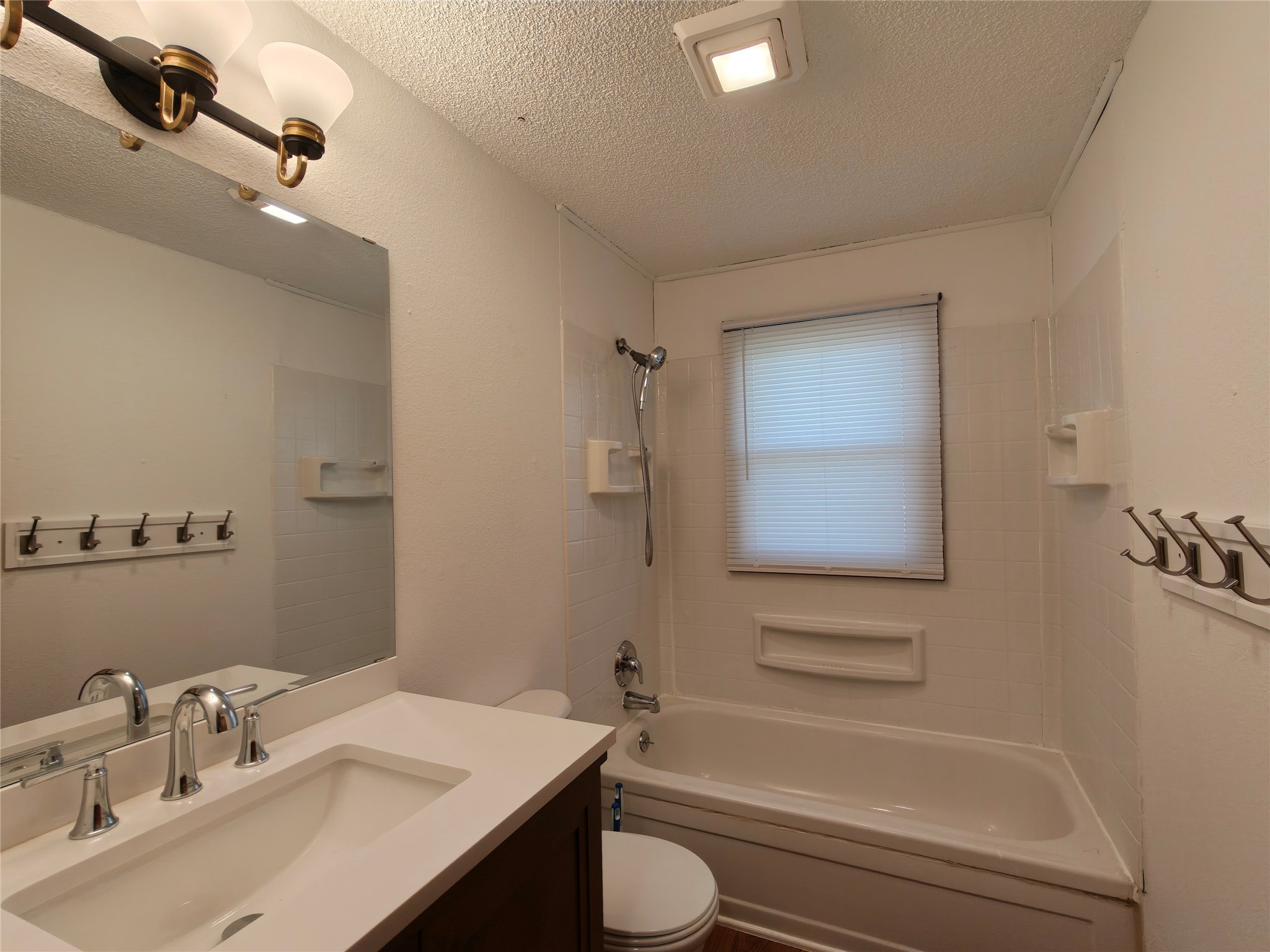 2212 Bartlett Avenue Altoona WI 54720 1602717 image7