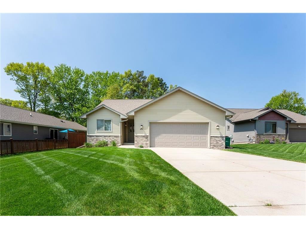 2214 Camden Court Eau Claire WI 54703 1582222 image1