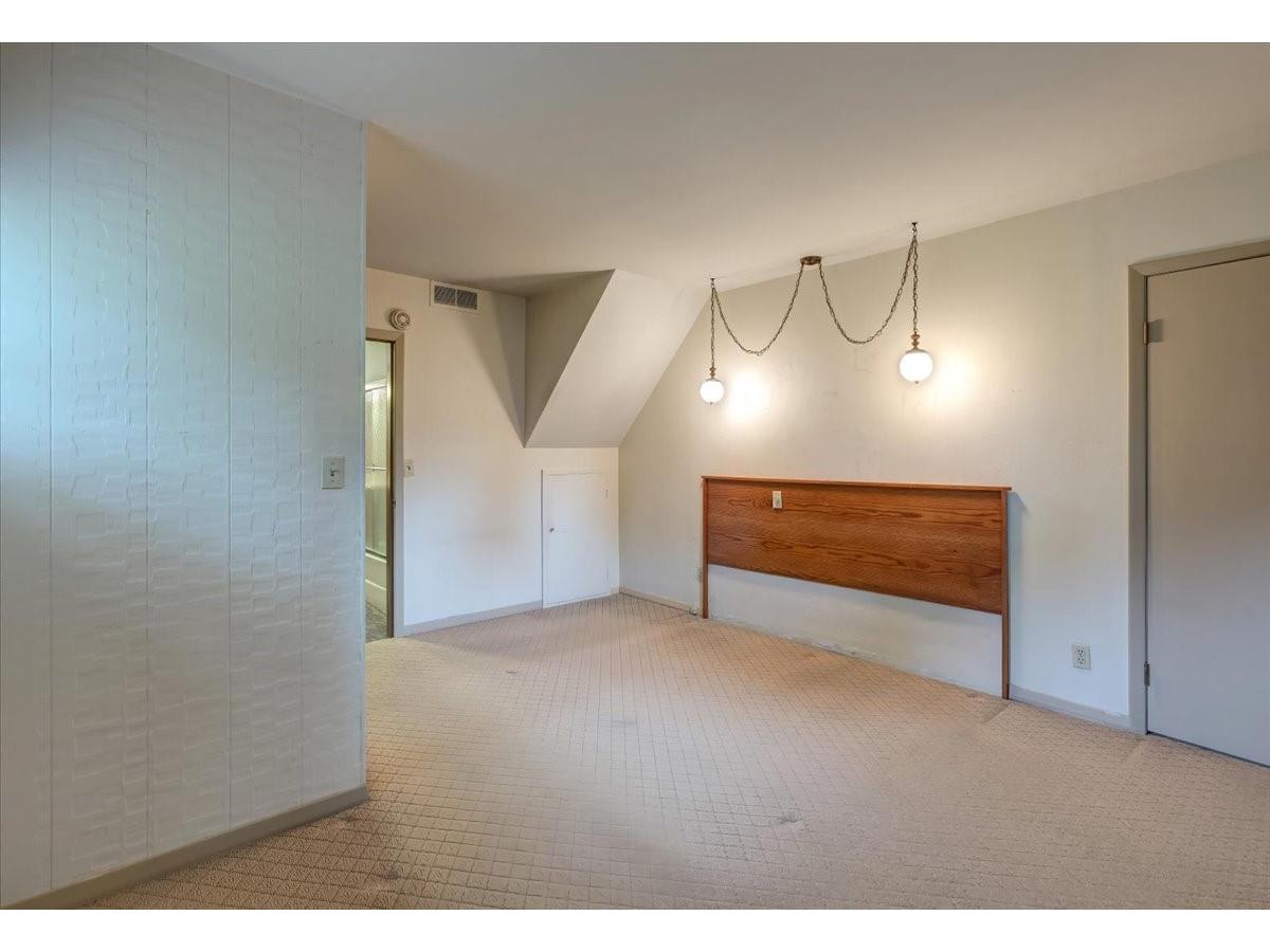 2216 3rd Street E Menomonie WI 54751 1602946 image23