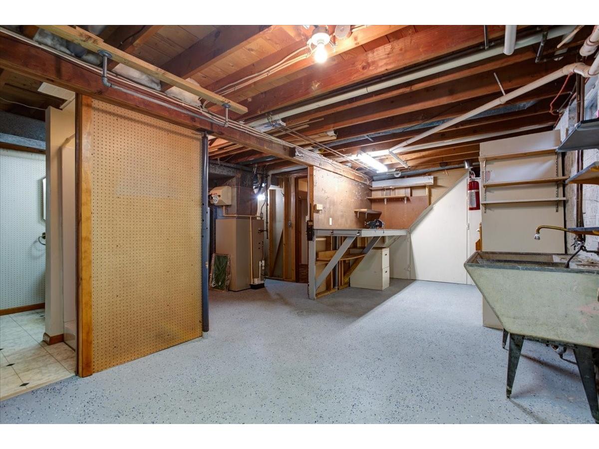 2216 3rd Street E Menomonie WI 54751 1602946 image39
