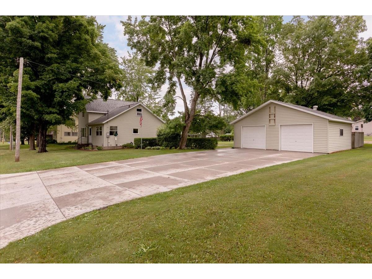 2216 3rd Street E Menomonie WI 54751 1602946 image54