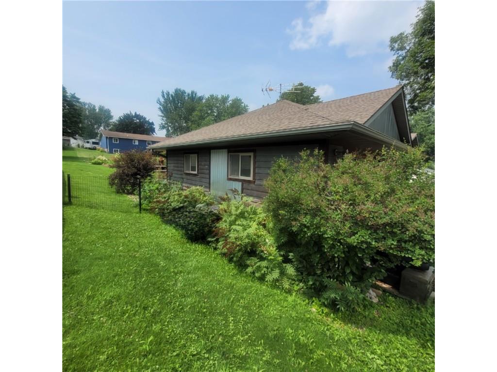 222 Ayers Street Neillsville WI 54456 1593952 image7