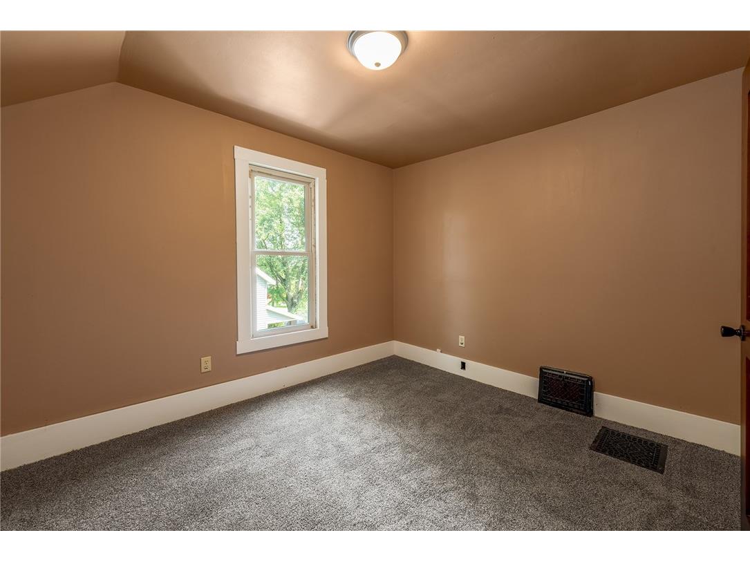 222 Park Street Neillsville WI 54456 1594518 image14