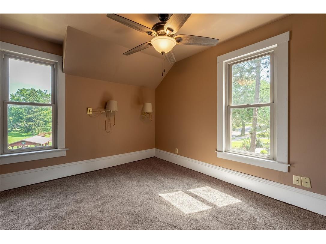 222 Park Street Neillsville WI 54456 1594518 image16