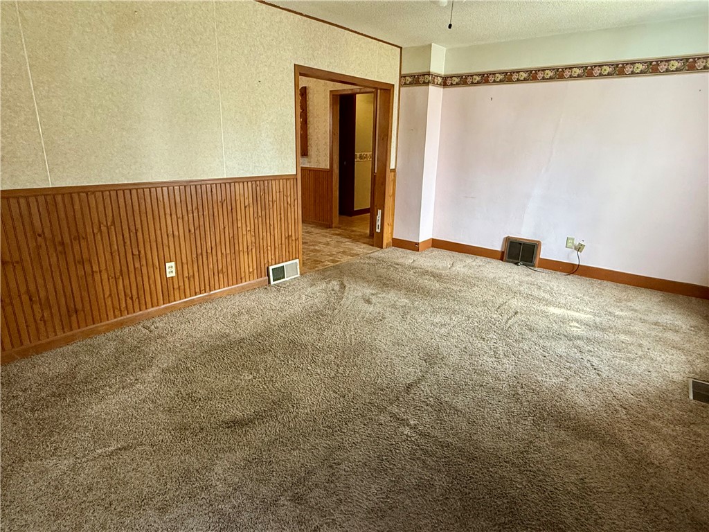 222 Spruce Street Spooner WI 54801 1596236 image13