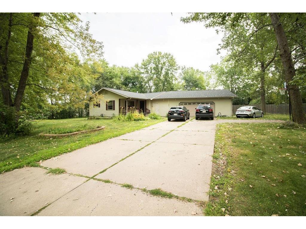 222 W Fountain Street Cadott WI 54727 1575610 image1