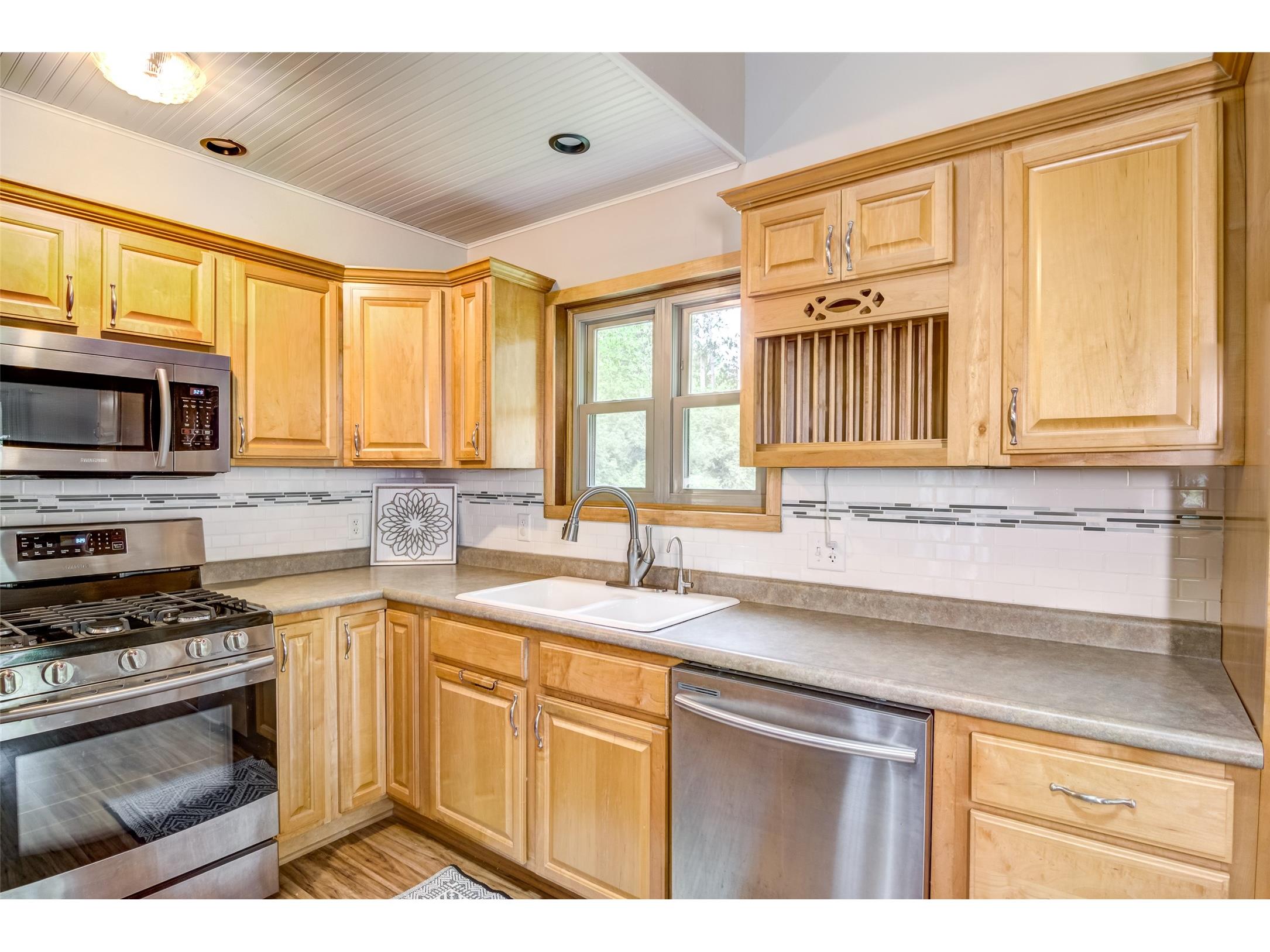 2229 Peterson Avenue Eau Claire WI 54703 1601689 image6