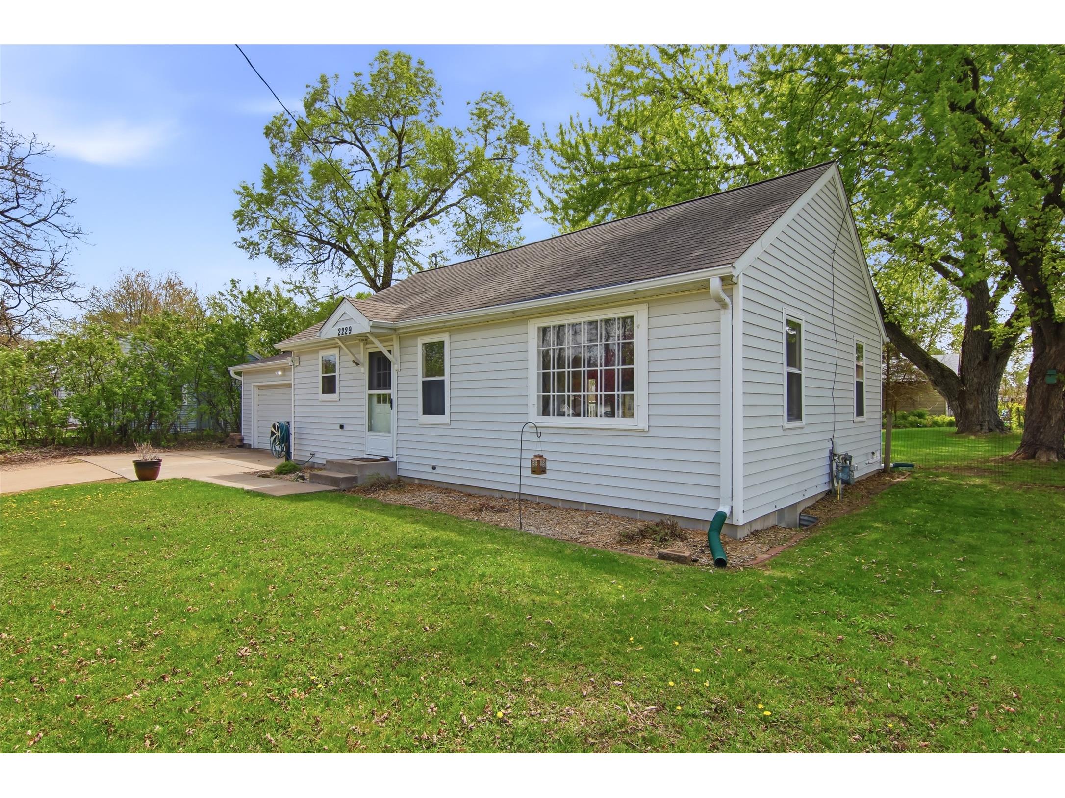 2229 Vine Street Eau Claire WI 54703 1600772 image5