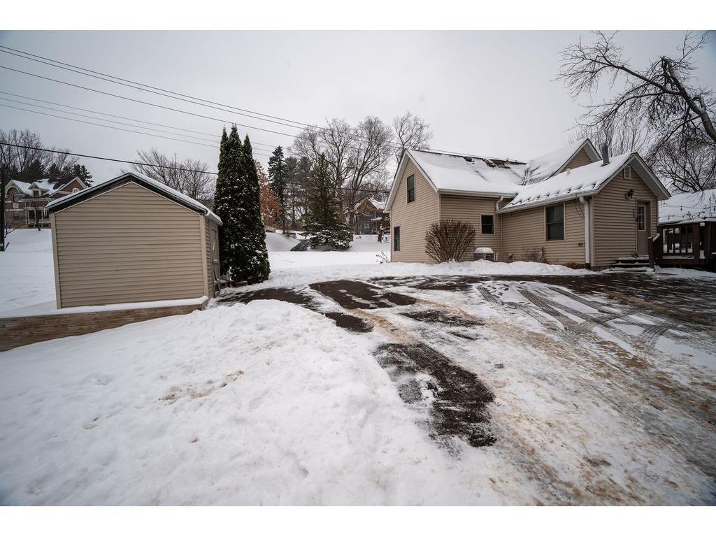 223 E Main Street Ellsworth WI 54011 1597436 image1