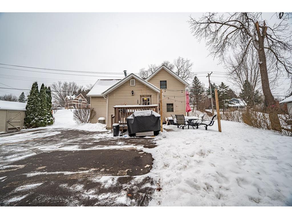 223 E Main Street Ellsworth WI 54011 1597436 image13