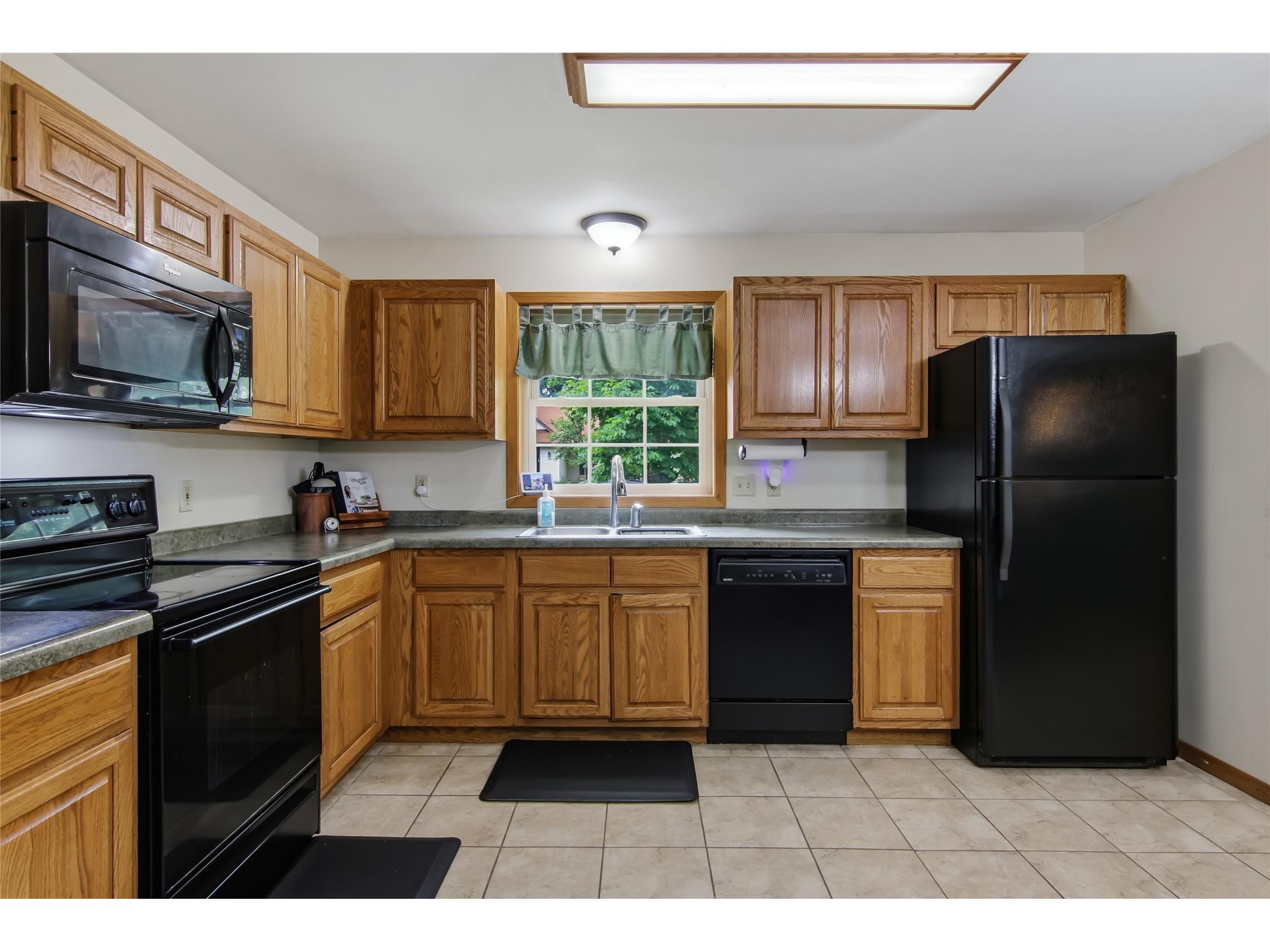 2231 Frank Street Eau Claire WI 54703 1602843 image11