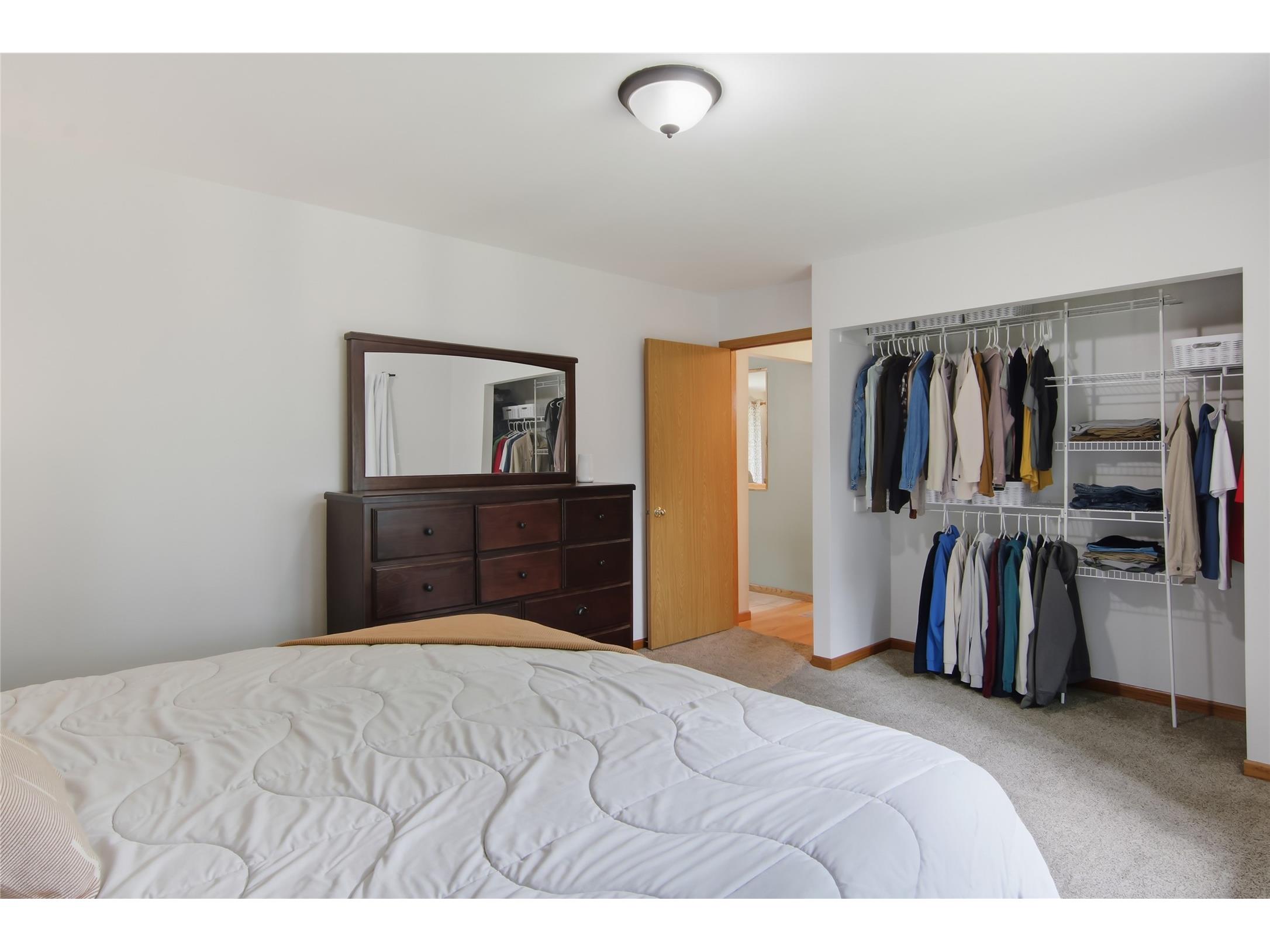 2231 Frank Street Eau Claire WI 54703 1602843 image17