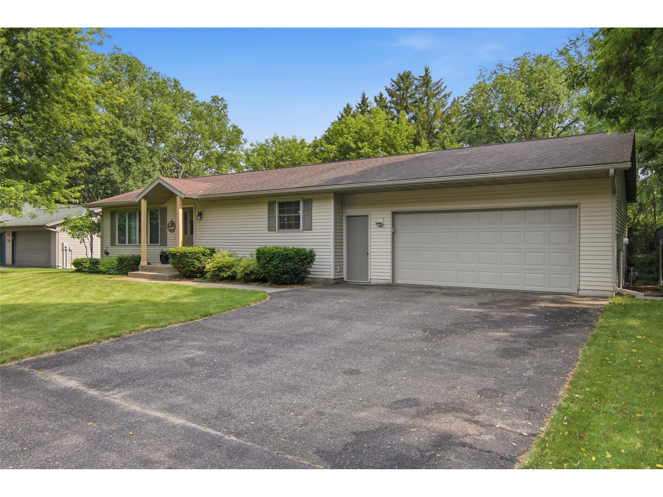 2231 Frank Street Eau Claire WI 54703 1602843 image35