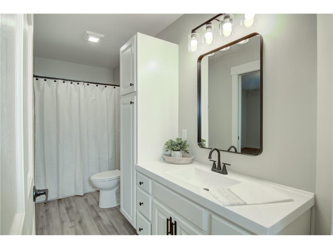 2231 Meadow Lane Eau Claire WI 54701 1597285 image14