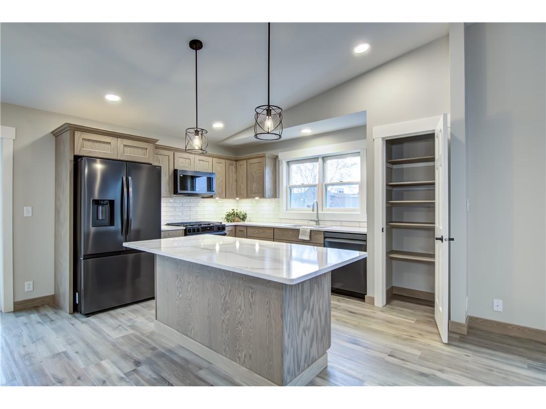 2231 Meadow Lane Eau Claire WI 54701 1597285 image4