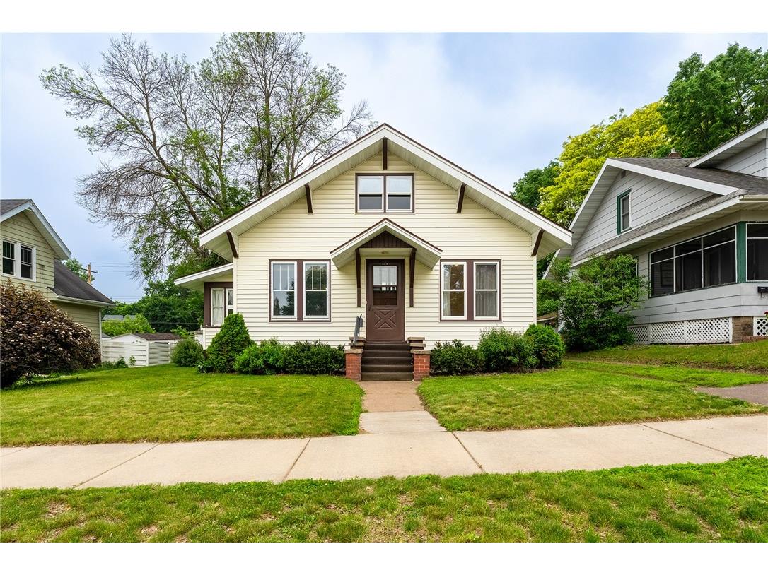 225 W Elm Street Chippewa Falls WI 54729 1592612 image1