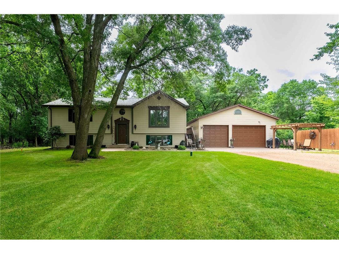 2250 90th Street Eau Claire WI 54703 1593031 image1