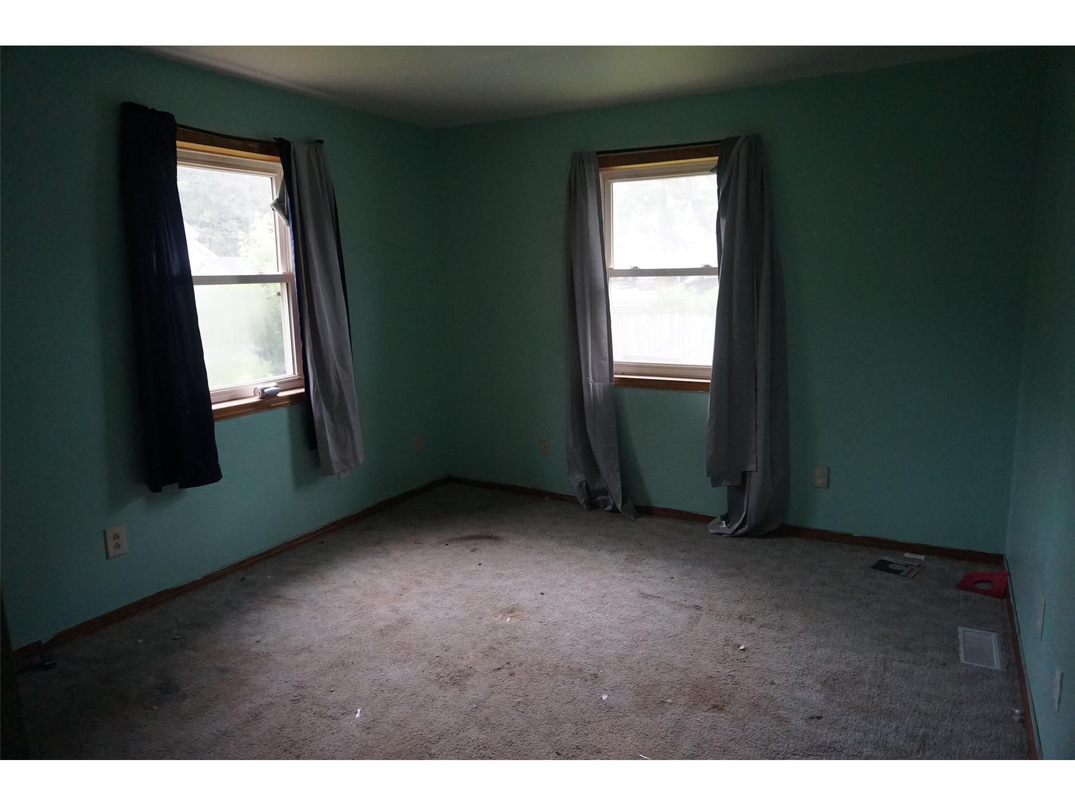 226 S Grant Street Ellsworth WI 54011 1602150 image4