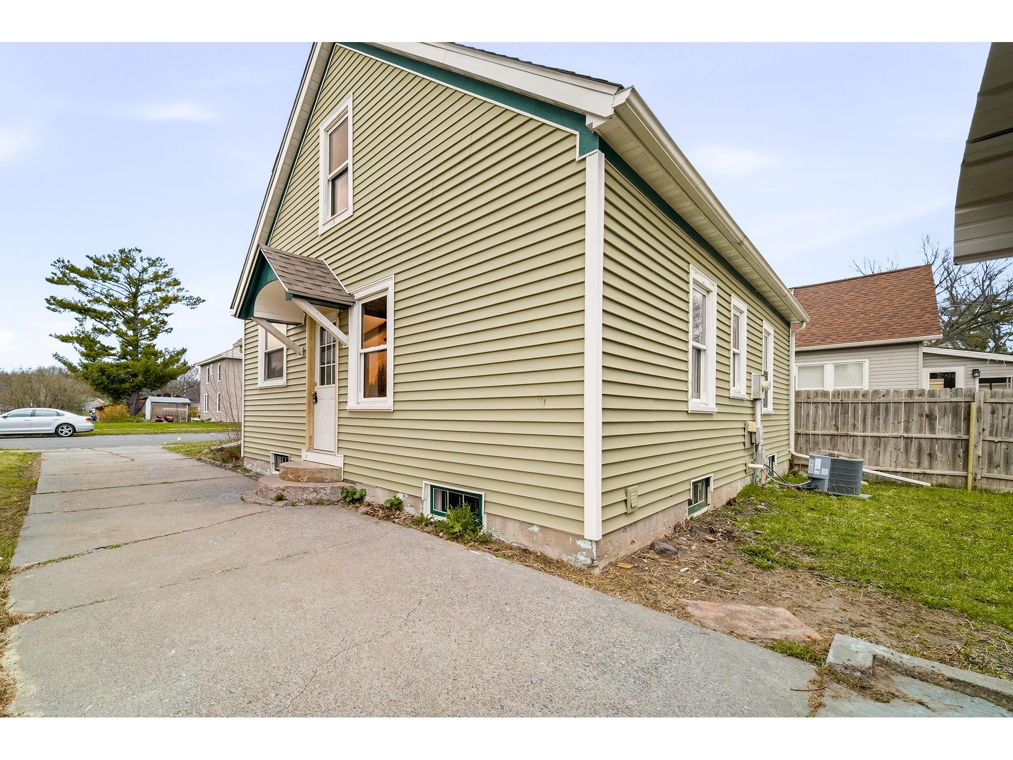 227 Phipps Avenue Rice Lake WI 54868 1598950 image41