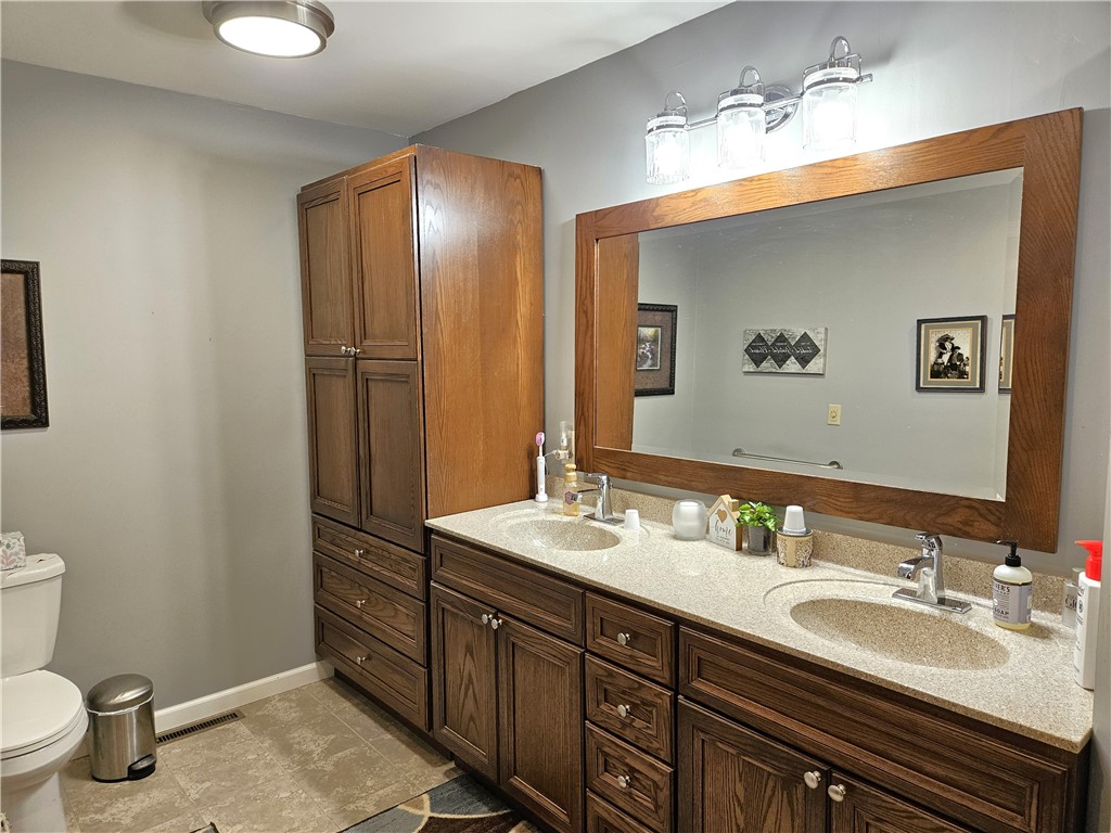 2277 20 3/4 Street Rice Lake WI 54868 1595722 image17