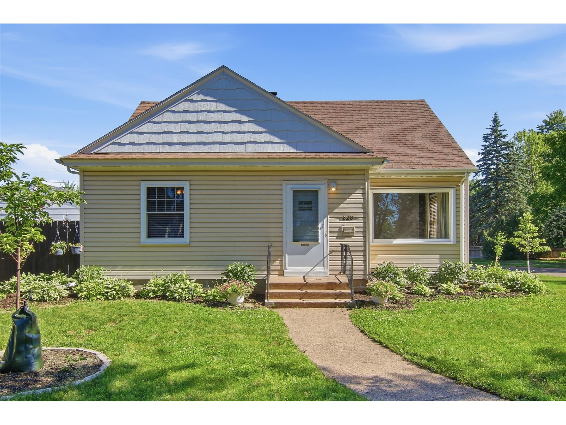 228 E Polk Avenue Eau Claire WI 54701 1602255 image2