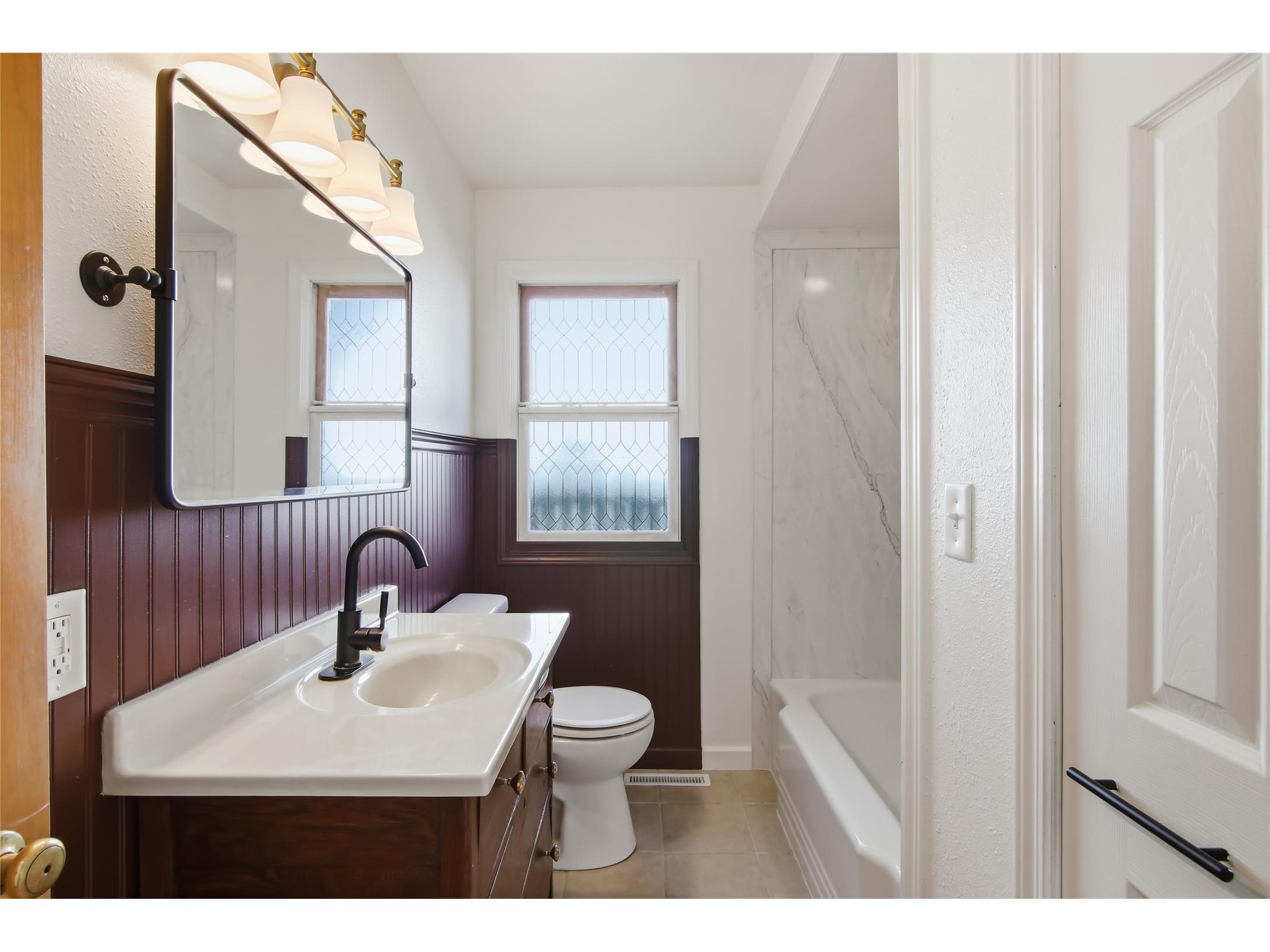 228 E Polk Avenue Eau Claire WI 54701 1602255 image22