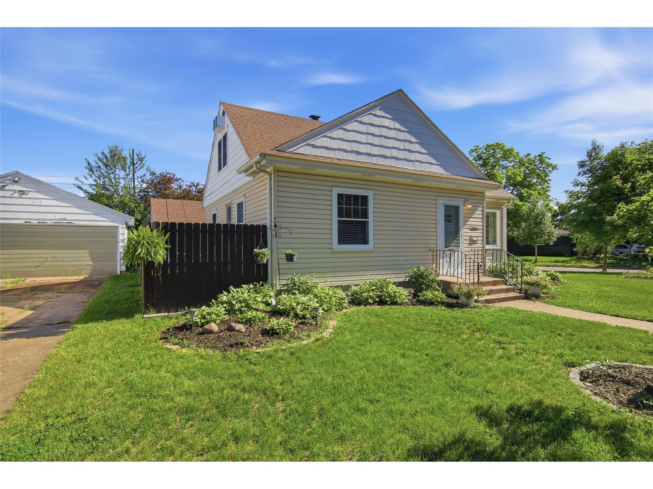 228 E Polk Avenue Eau Claire WI 54701 1602255 image36