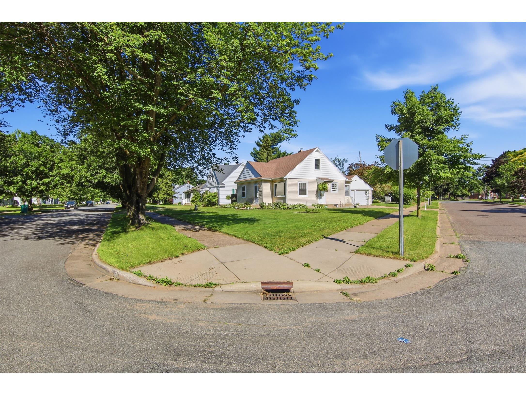 228 E Polk Avenue Eau Claire WI 54701 1602255 image4