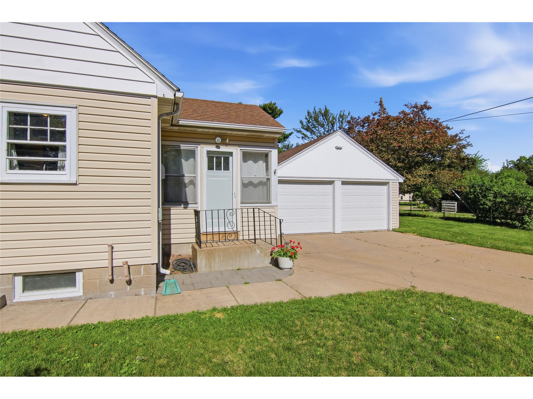 228 E Polk Avenue Eau Claire WI 54701 1602255 image7