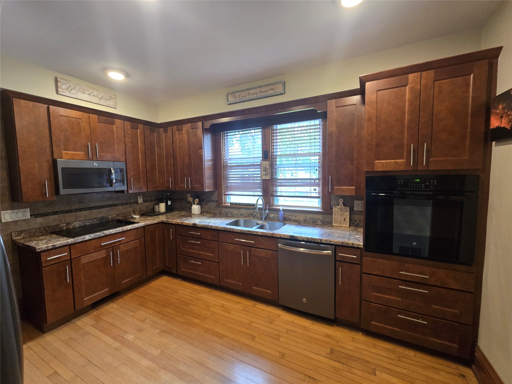 228 E Washington Avenue Fall Creek WI 54742 1602623 image12