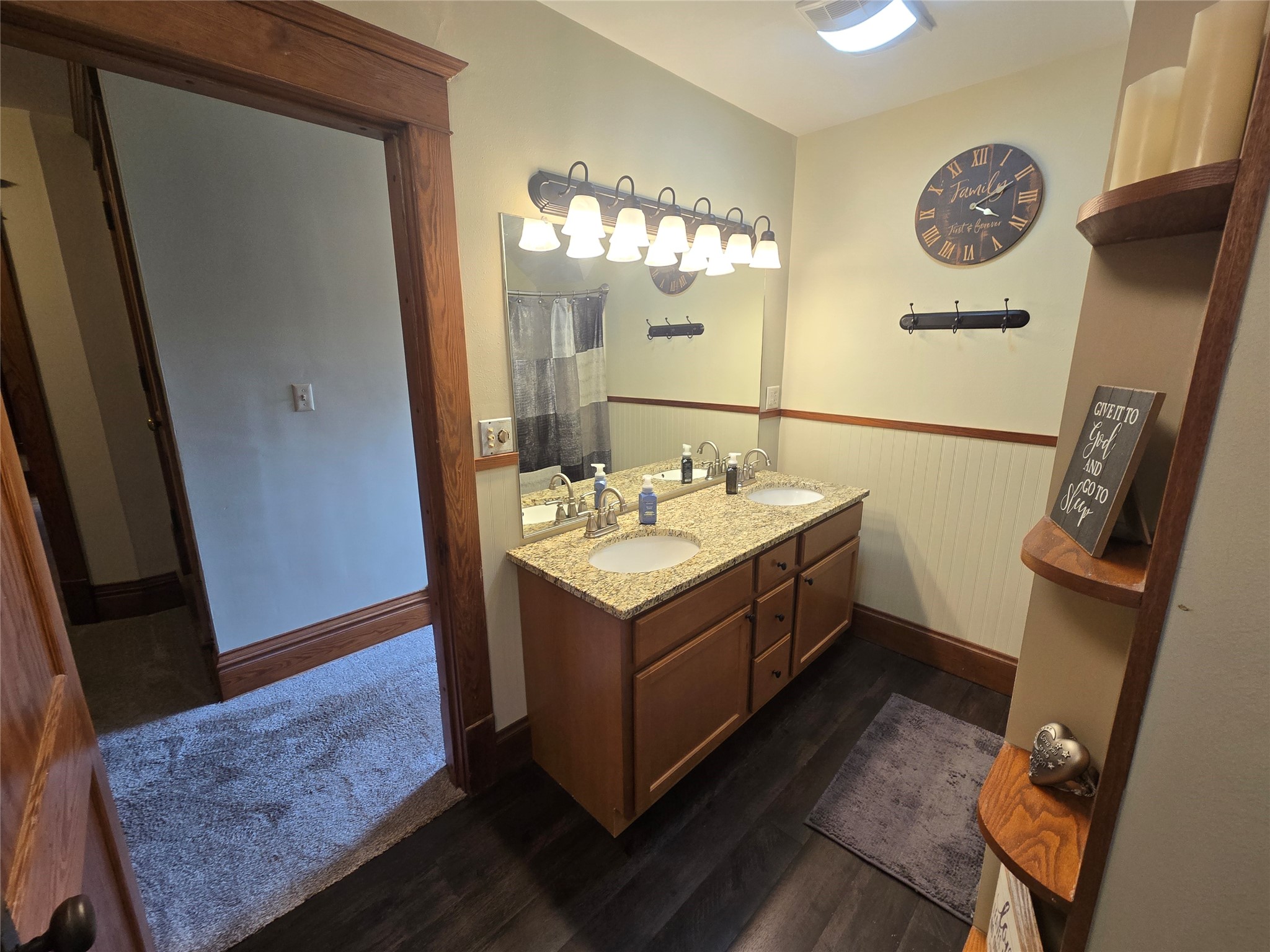 228 E Washington Avenue Fall Creek WI 54742 1602623 image16