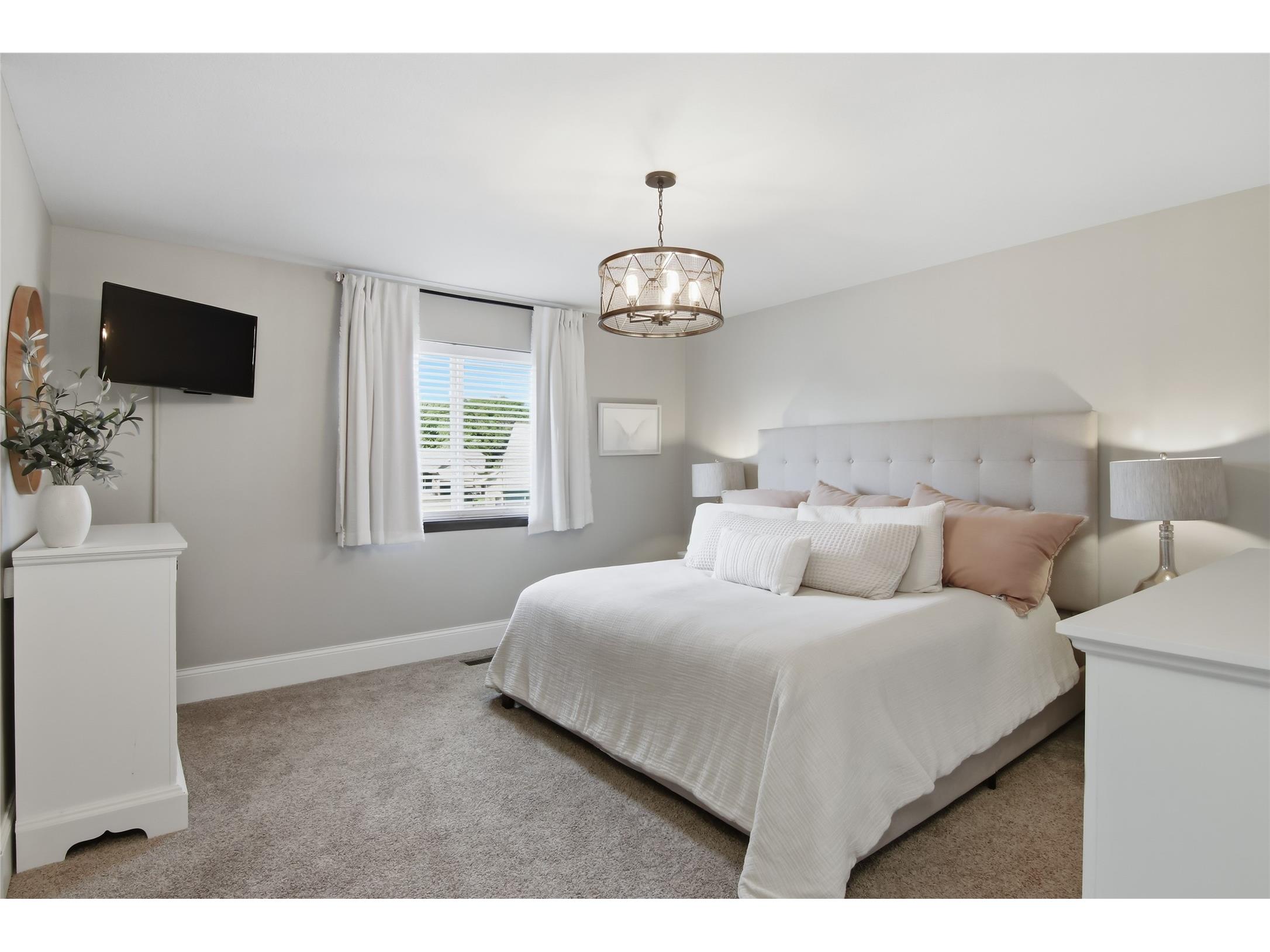 2292 Saint Andrews Drive Altoona WI 54720 1603074 image11