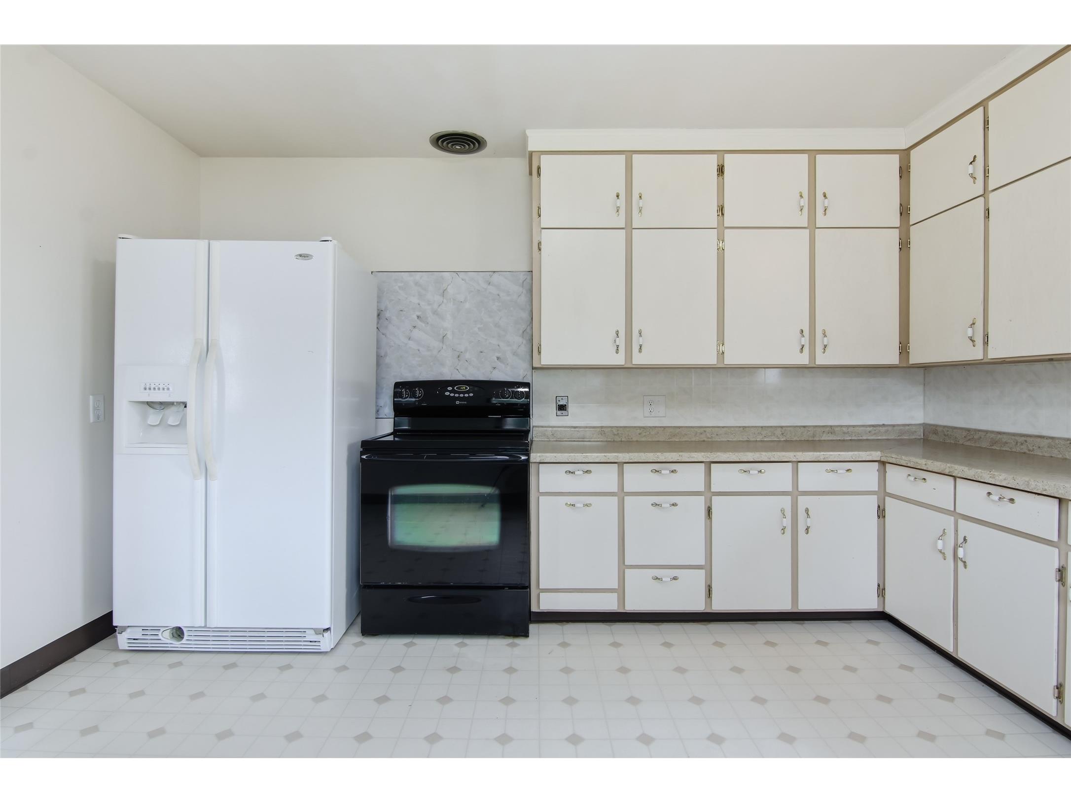 23 E Schneider Street Rice Lake WI 54868 1602015 image12