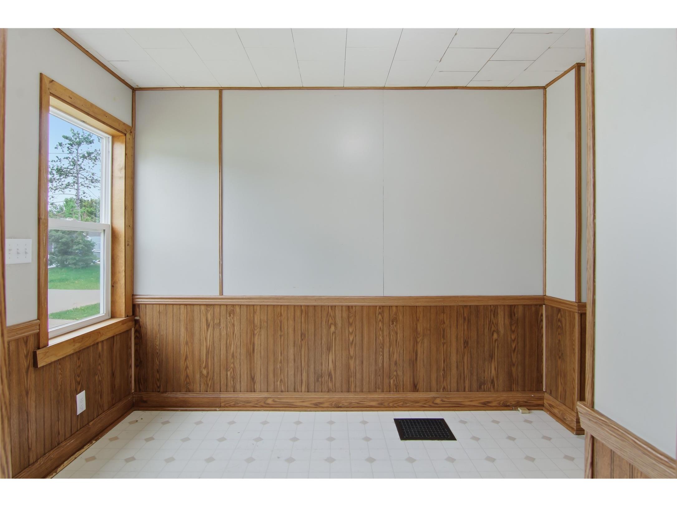 23 E Schneider Street Rice Lake WI 54868 1602015 image15