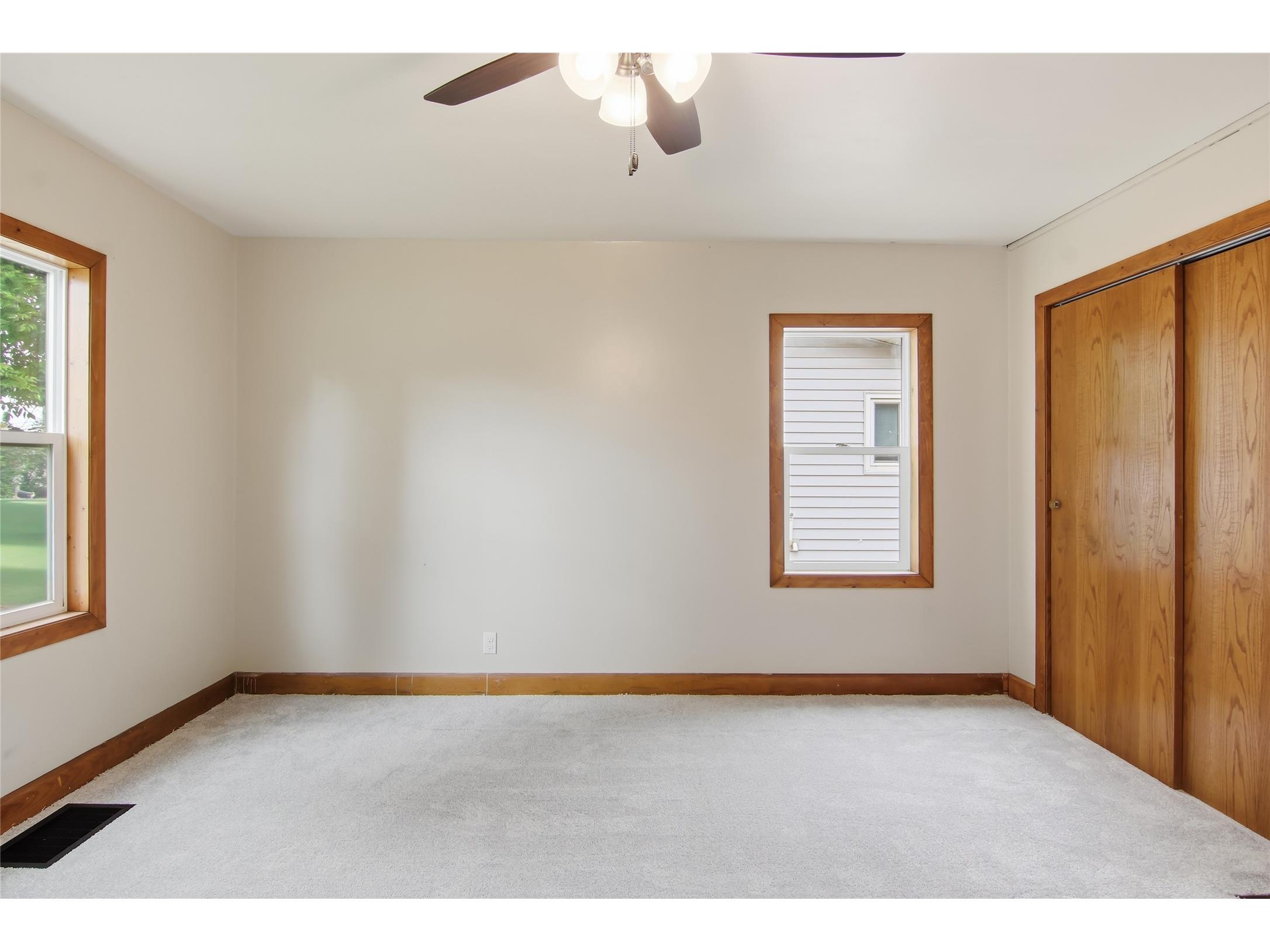 23 E Schneider Street Rice Lake WI 54868 1602015 image17