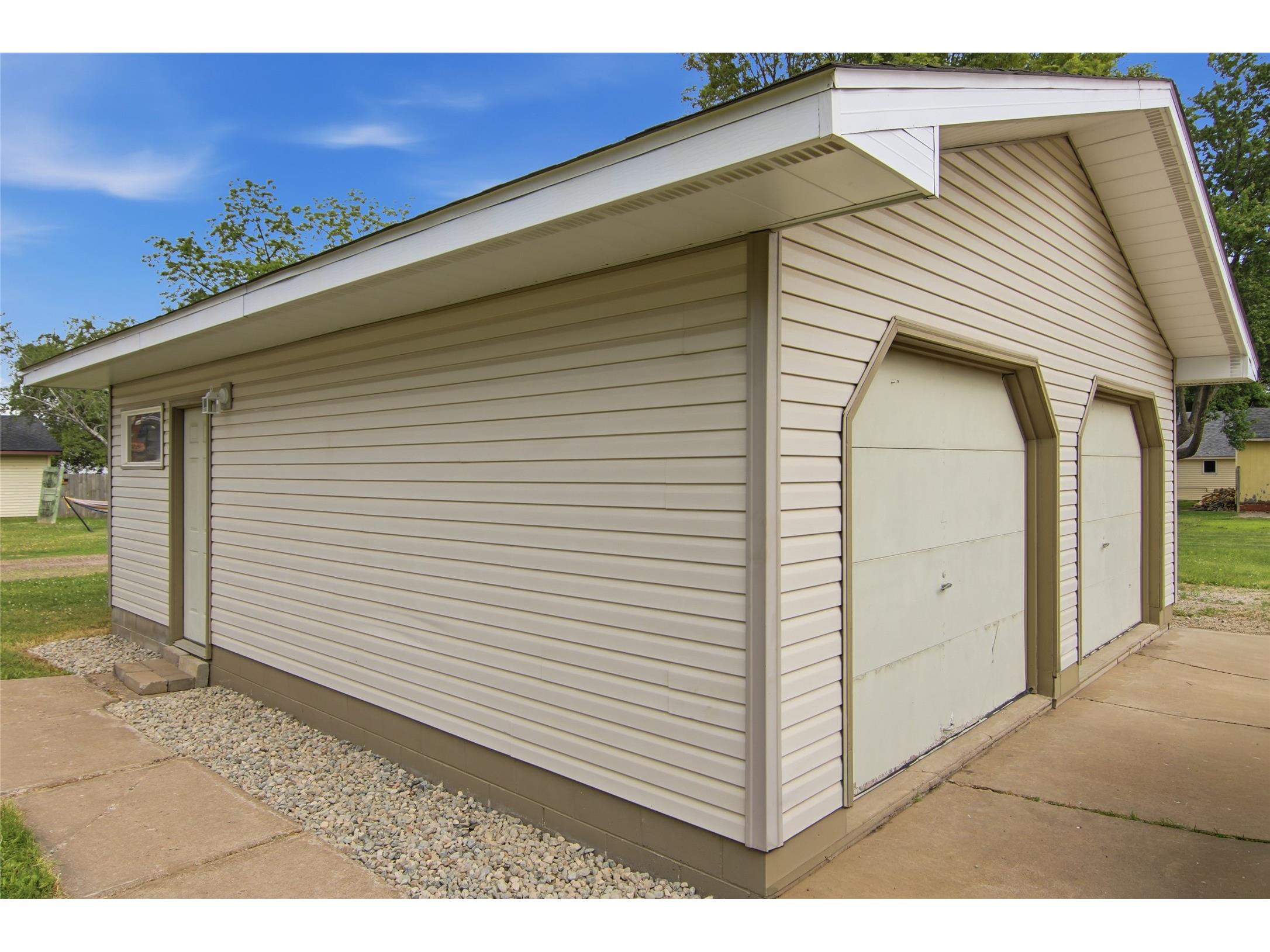 23 E Schneider Street Rice Lake WI 54868 1602015 image2