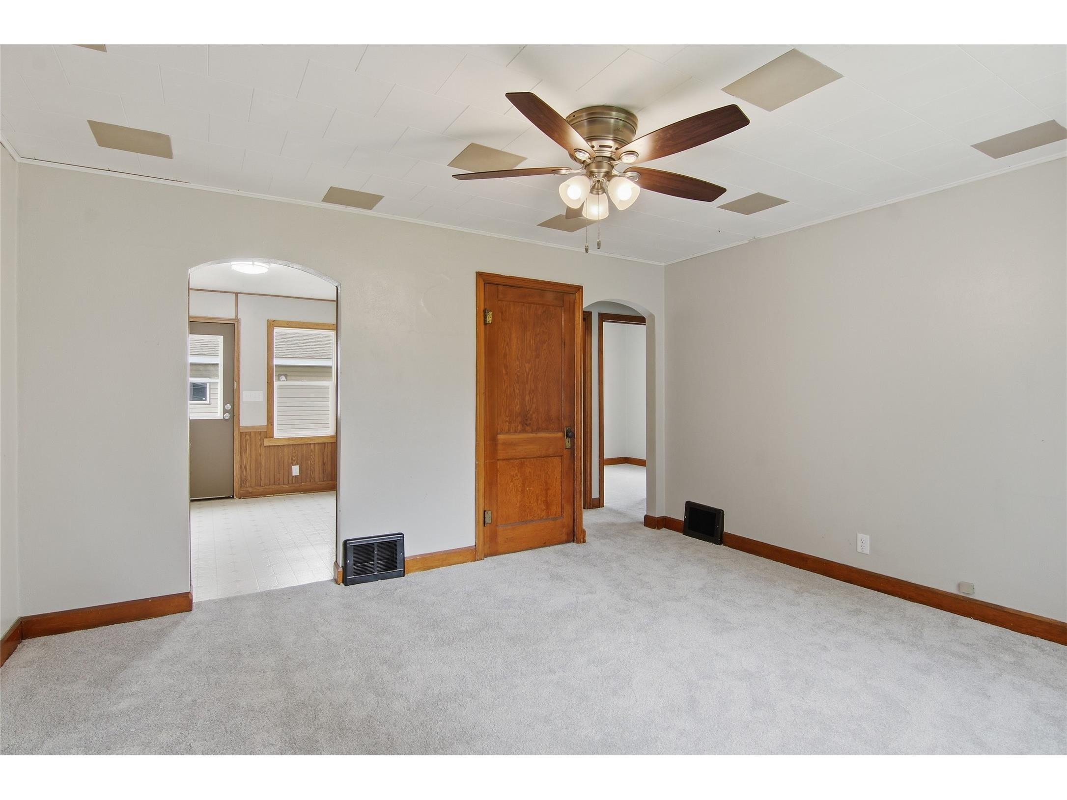 23 E Schneider Street Rice Lake WI 54868 1602015 image3