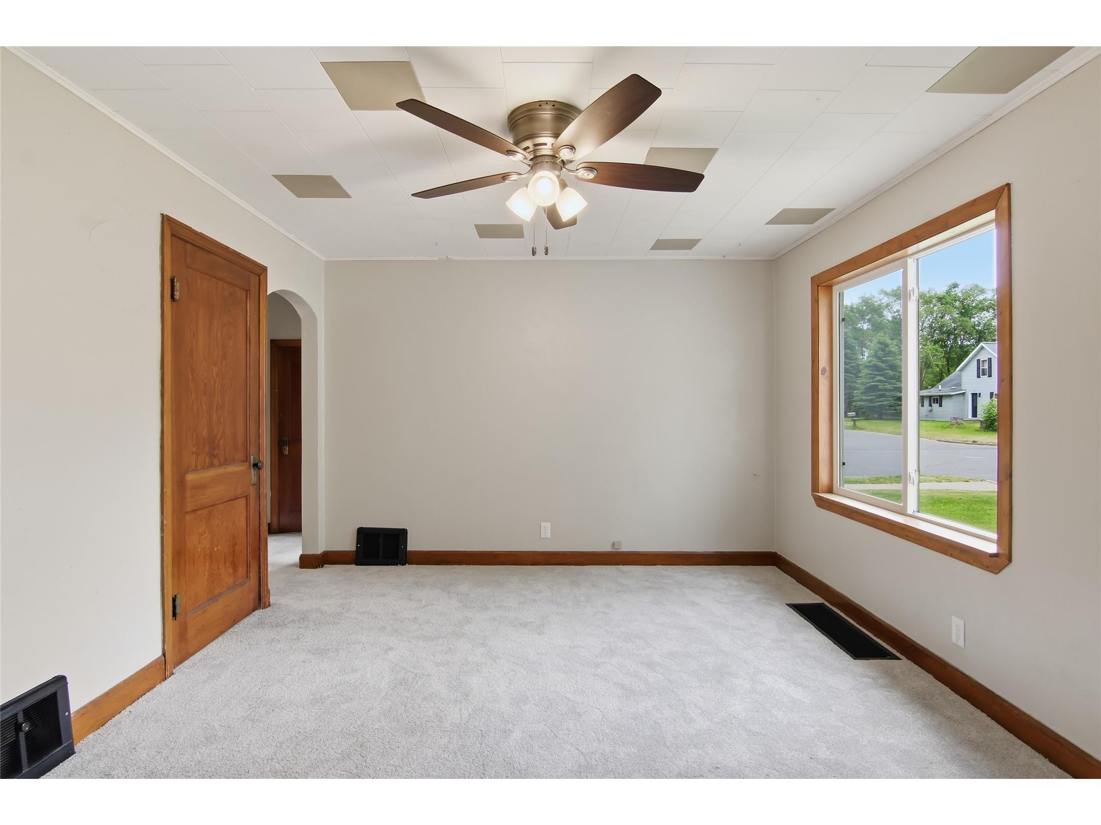 23 E Schneider Street Rice Lake WI 54868 1602015 image4