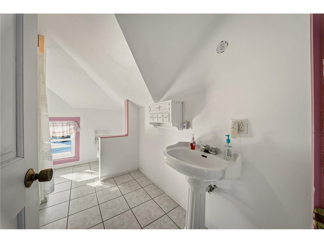 23 S Culver Street Chippewa Falls WI 54729 1598247 image21