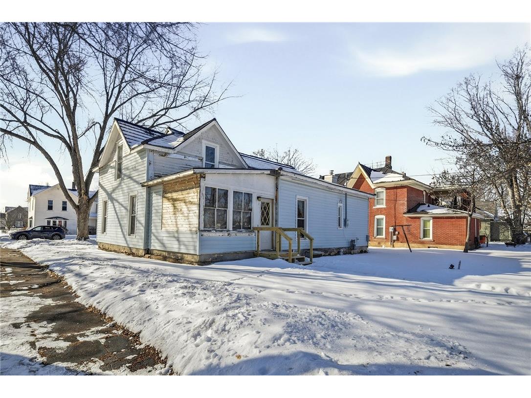 23 S Culver Street Chippewa Falls WI 54729 1598247 image4