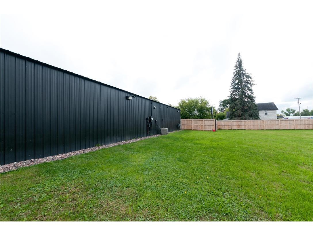 23 W St Patrick Street Rice Lake WI 54868 1595375 image10